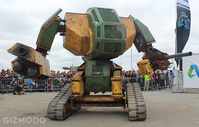Illustration for article titled Fire-Breathing Robots, Mega Mech Warriors and More at Maker Faire